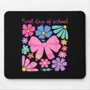 Fröhlicher erster Schultag Mädchen Coquette Bogen  Mousepad