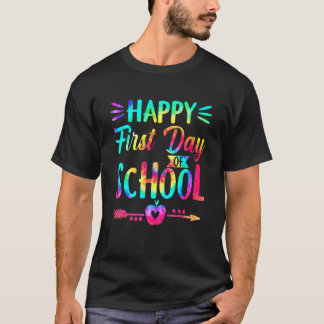 Fröhlicher erster Schultag Tie-Dye-Schüler und Tee