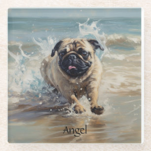 Fröhlicher Pug am Strand individuell anpassbar Glasuntersetzer