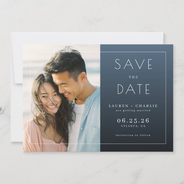 Fröhliches Navy Minimalist Foto Save The Date (Vorderseite)