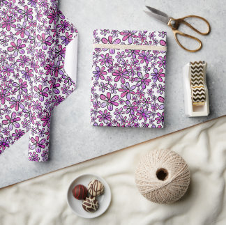 Fröhliches Retro-Blumenmuster mit rosa und Lila Geschenkpapier