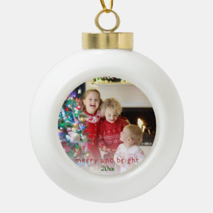 Fröhliches und helles einfaches rotes keramik Kugel-Ornament