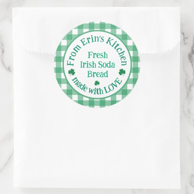 From NAME Kitchen with Love Irish Green Check  Runder Aufkleber (Tasche)