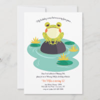 Frosch auf Seerosenblatt