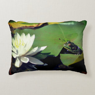 Frosch Bewunderung Wasserlilie Lotus Blume Dekokissen