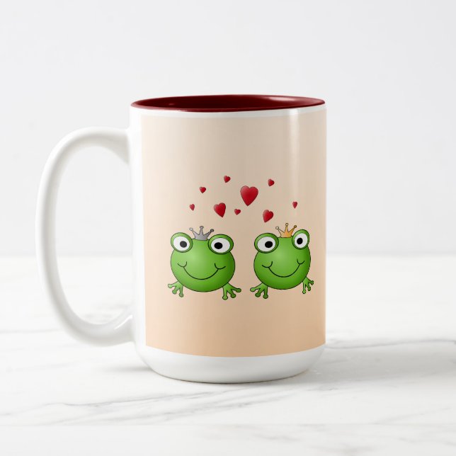 Frosch-Prinz und Frosch-Prinzessin, mit Herzen Zweifarbige Tasse (Links)