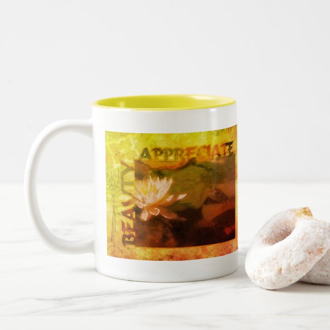 Froschwasserlilie schätzt Schönheit Inspiration Zweifarbige Tasse (Mit Donut)