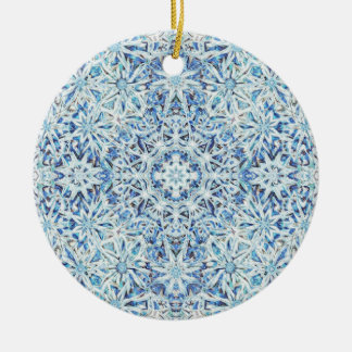 Frosted Crystal Bloom — Intricate Snowflake Design Keramik Ornament