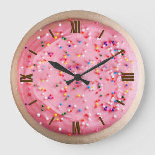Frosted Sugar Cookie, Strawberry Pink Große Wanduhr