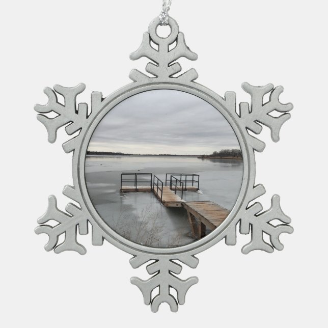 Froster See Schneeflocken Zinn-Ornament (Vorderseite)