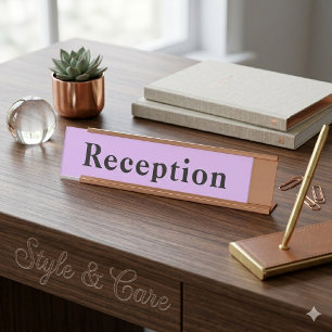 Frostige lila professionelle Büro-Rezeption Schreibtischnamensplakette