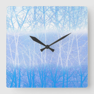 Frostige nebelige Bäume Baby Blau Quadratische Wanduhr