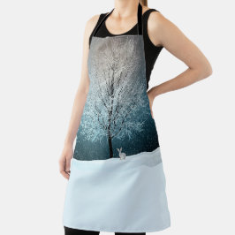 Frostiger Baum im Abend Schürze