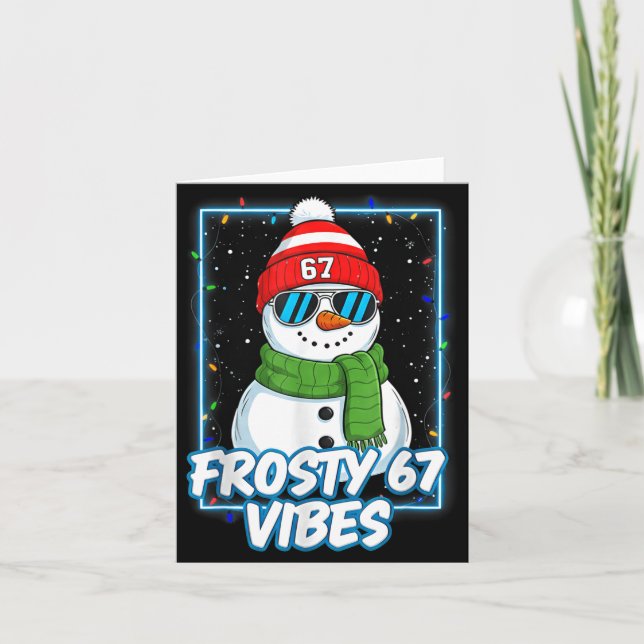 Frosty 67 Vibes Cool Snowman Christmas Tee  Karte (Vorderseite)