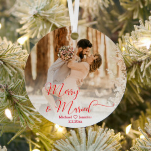 frry&verheiratet Hochzeit 2 Fotos Rote Kalligraphi Ornament Aus Metall