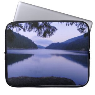 Früh morgens Frieden...... Laptopschutzhülle