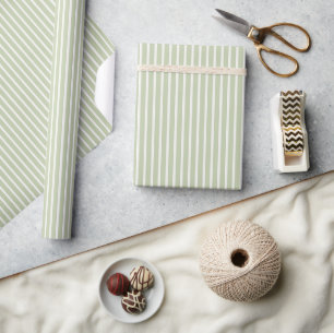 Früher Herbst Raffinierte Streifen Sanftes Oliv Geschenkpapier