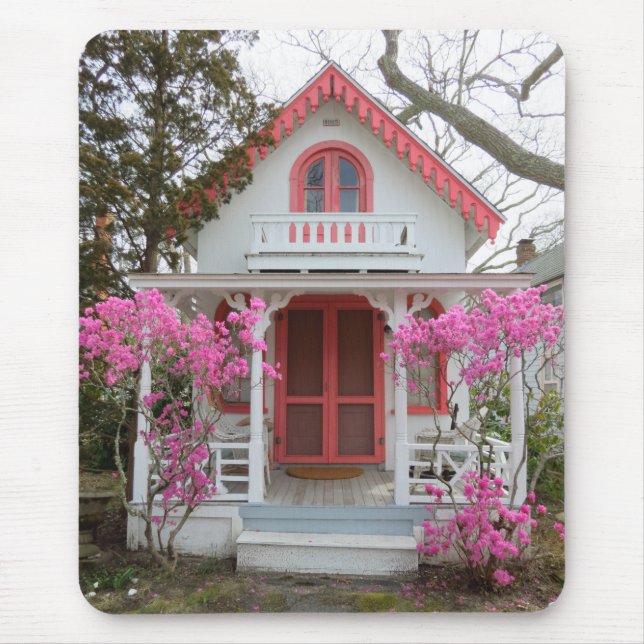 Frühling und Viktorianische Hütte - Martha's Viney Mousepad (Vorne)