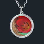 Frühlinggelb und Roter Tulip Versilberte Kette<br><div class="desc">Frühlingsgelb und Red Tulip,  gegen einen braunen Felsen am Arrowhead See. Foto von Sandy Closs. Ostern,  Blumen,  rote Blume,  Frühling,  Valentine,  Valentine,  Hochzeiten,  Hochzeiten,  Valentinstag</div>