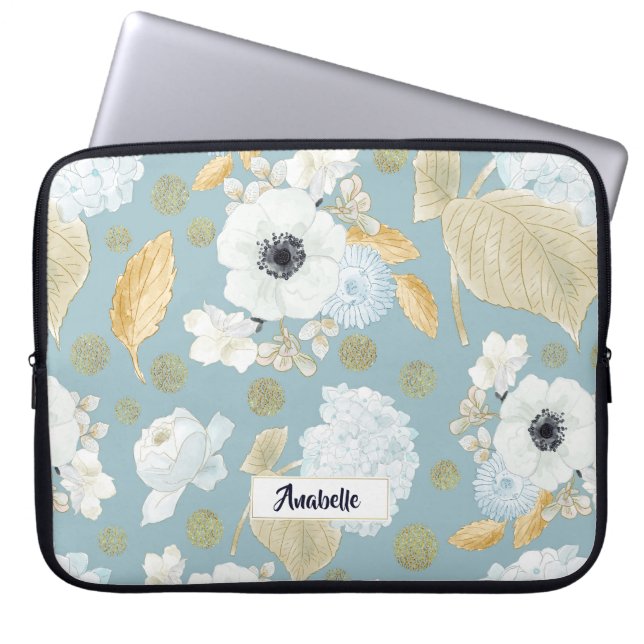 Frühlings-blaues u. weißes Blumenmuster-Monogramm Laptopschutzhülle (Vorderseite)