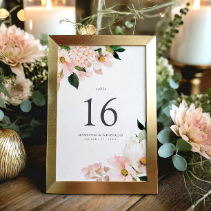 Frühlings-Blush-Blumenstrauß-Hochzeit Tischnummer