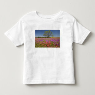 Frühlings-Mesquitebäume wachsen in Wildblumen, Kleinkind T-shirt