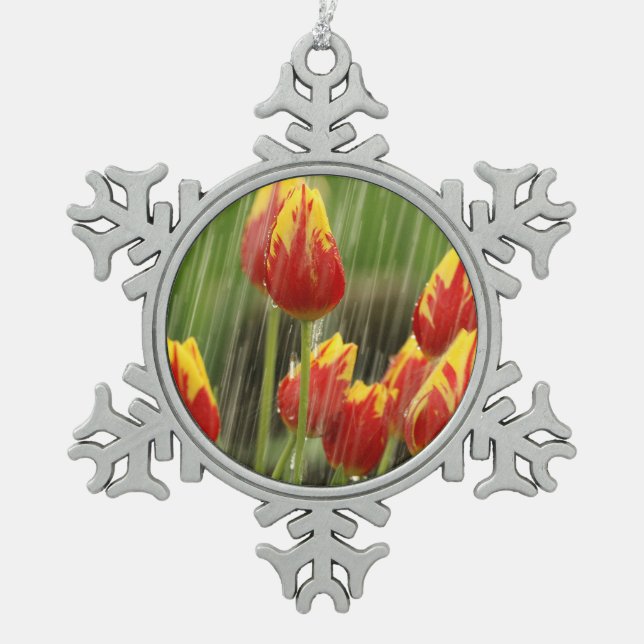 Frühlings-Tulpen Schneeflocken Zinn-Ornament (Vorderseite)