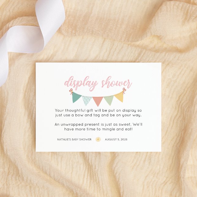 Frühlingsblumen Rosa Butterfly Girl Display Dusche Begleitkarte (Von Creator hochgeladen)