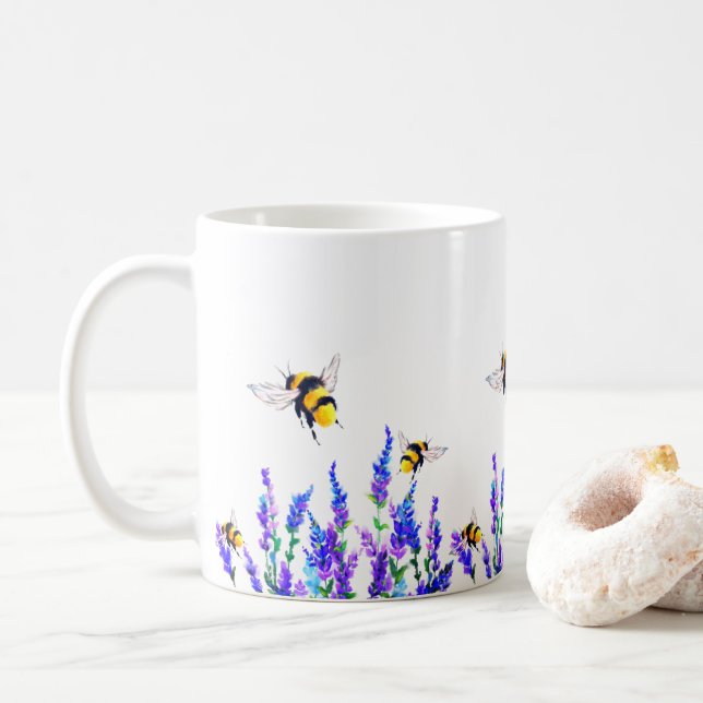Frühlingsblumen und Bienen fliegende Tasse (Mit Donut)