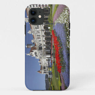 Frühlingsblumen und historischer Bahnhof, Case-Mate iPhone Hülle
