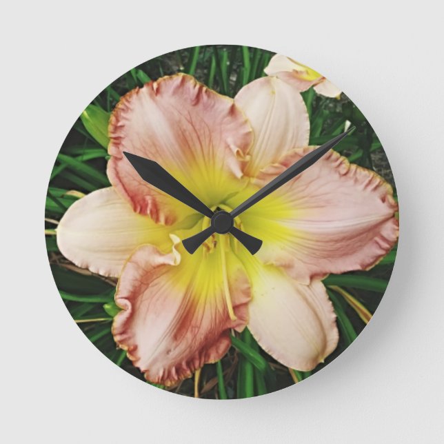 Frühlingsblüte Runde Wanduhr (Vorderseite)