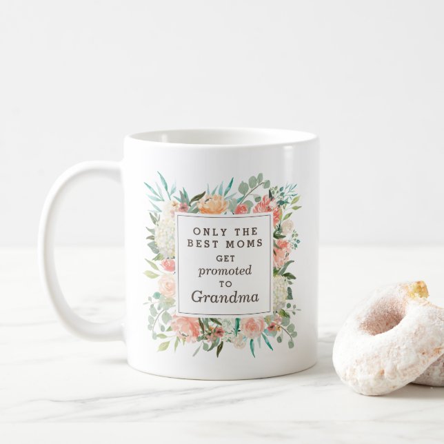 Frühlingshöhe und Pfirsichfarben Blumengranma Kaffeetasse (Mit Donut)