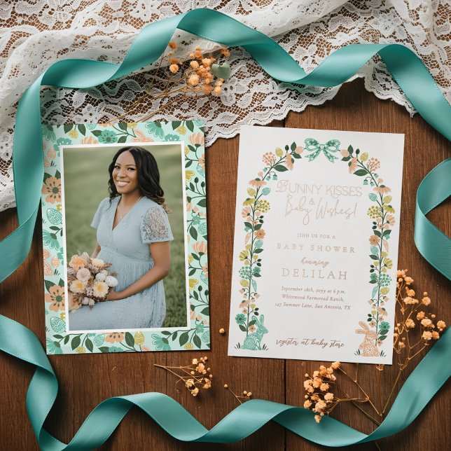 Frühlingshühner Wildblume Osterfest Kinderdusche B Folieneinladung (Spring Wildflower Easter Bunny Baby Shower Bow Foil Invitation)