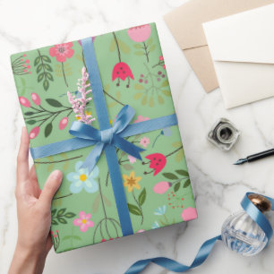 Frühlingswildblumen auf grüner Wiese Geschenkpapier