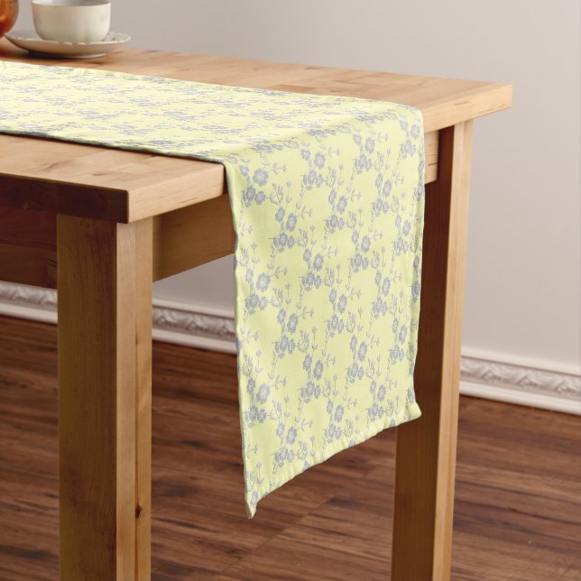 FS-Style 1-YELLOW LT-WHITE-TABLE-RUNNER 14x72in Kurzer Tischläufer (Beispiel)