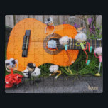 Fubby creaties die Paso Doble dansen en muziek mak Puzzle<br><div class="desc">De Spaanse vibe bij de Fubby's die met een gitaar spelen. Ze dansen de Paso Doble en creeren chaos bij een komisch zoekplaatje. De Fubby is ontstaan in mijn hoofd. Als hersenspinsel ontstond een grappig volkje dat niet genoeg had aan fantasie maar echt tot leven wilde komen en vastgelegd op...</div>