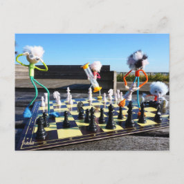 Fubby die schaakspel spelen. postkarte