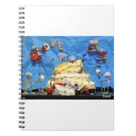 Fubby feest met taart en bruidspaar. notizblock