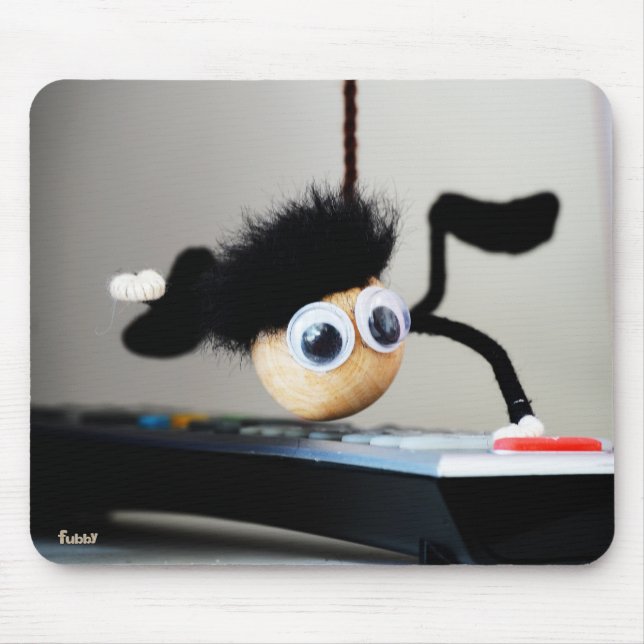 Fubby hangend als de scene van Tom Cruise. Mousepad (Vorne)