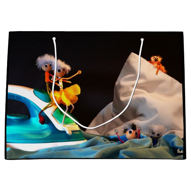 Fubby in de iconische Fimscene van de Titanic. Große Geschenktüte (Vorderseite)