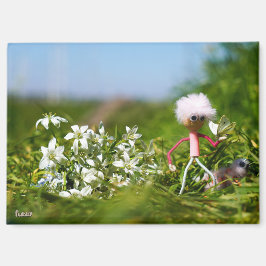 Fubby met Vlinder in een zomers landschap. Magnet