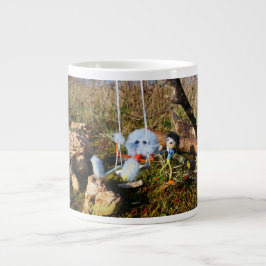 Fubby monster op de schommel. Jumbo-Tasse