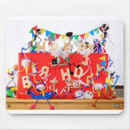 Fubby's die feest vieren voor verjaardag. mousepad