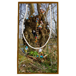 Fubby's die Paas eieren verzamelen. Kleine Geschenktüte