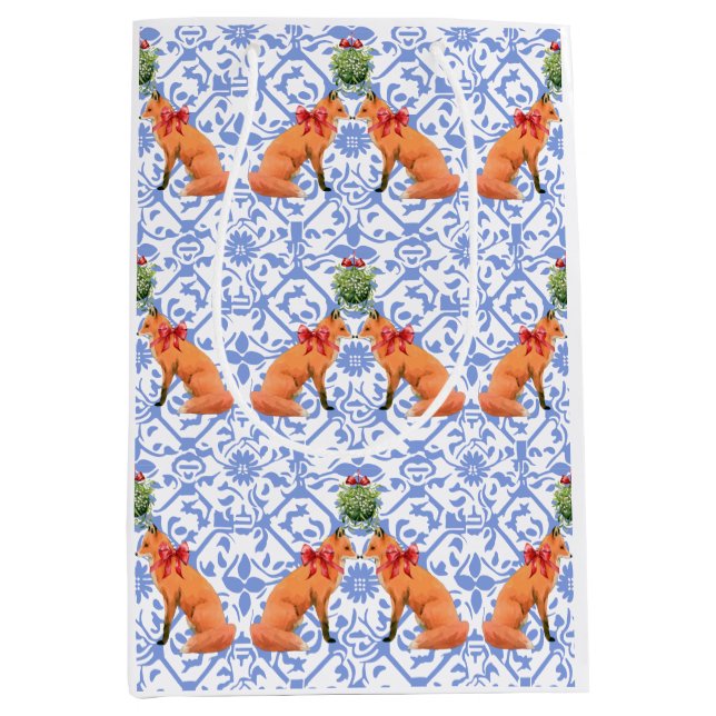 Füchse Küssen unter Mistletoe Blue Chinoiserie Mittlere Geschenktüte (Vorderseite)
