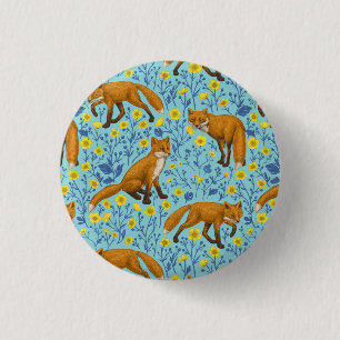 Füchse und Buttercups in Poolblau Button