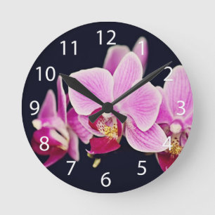 Fuchsia Pink Orchid Runde Wanduhr