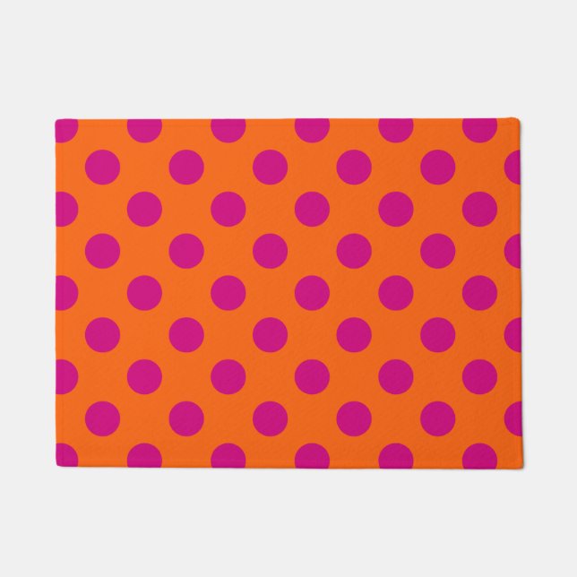 Fuchsia-Polka-Punkte auf Orange Fußmatte (Vorderseite)