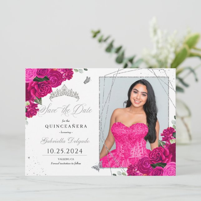 Fuchsia & Silver Quinceañera Save the Date Foto Einladung (Stehend Vorderseite)