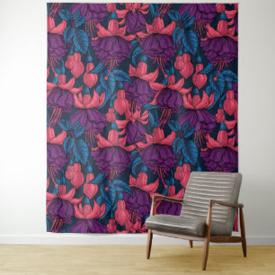 Fuchsie in Blau und Lila Wandteppich